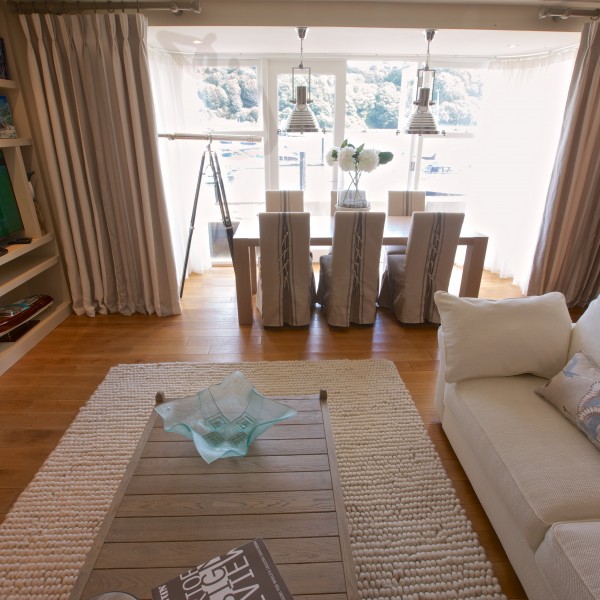 Waterside apartment living room design